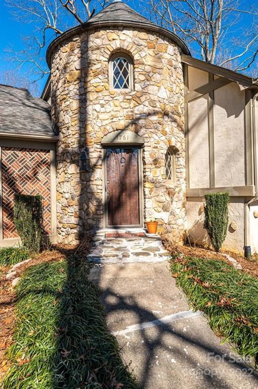 1761 4th St Circle Northeast Hickory, NC 28601 - Photo 6 of 48 a view of a house with a yard