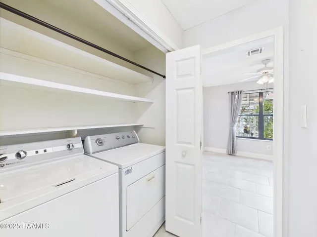 $175,000 | 207 Long Plantation Boulevard, Unit C, Lafayette, LA 70508