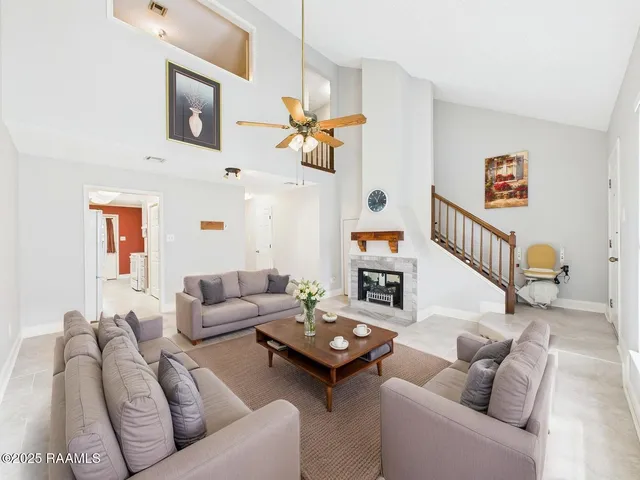 $175,000 | 207 Long Plantation Boulevard, Unit C, Lafayette, LA 70508