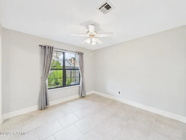 $175,000 | 207 Long Plantation Boulevard, Unit C, Lafayette, LA 70508