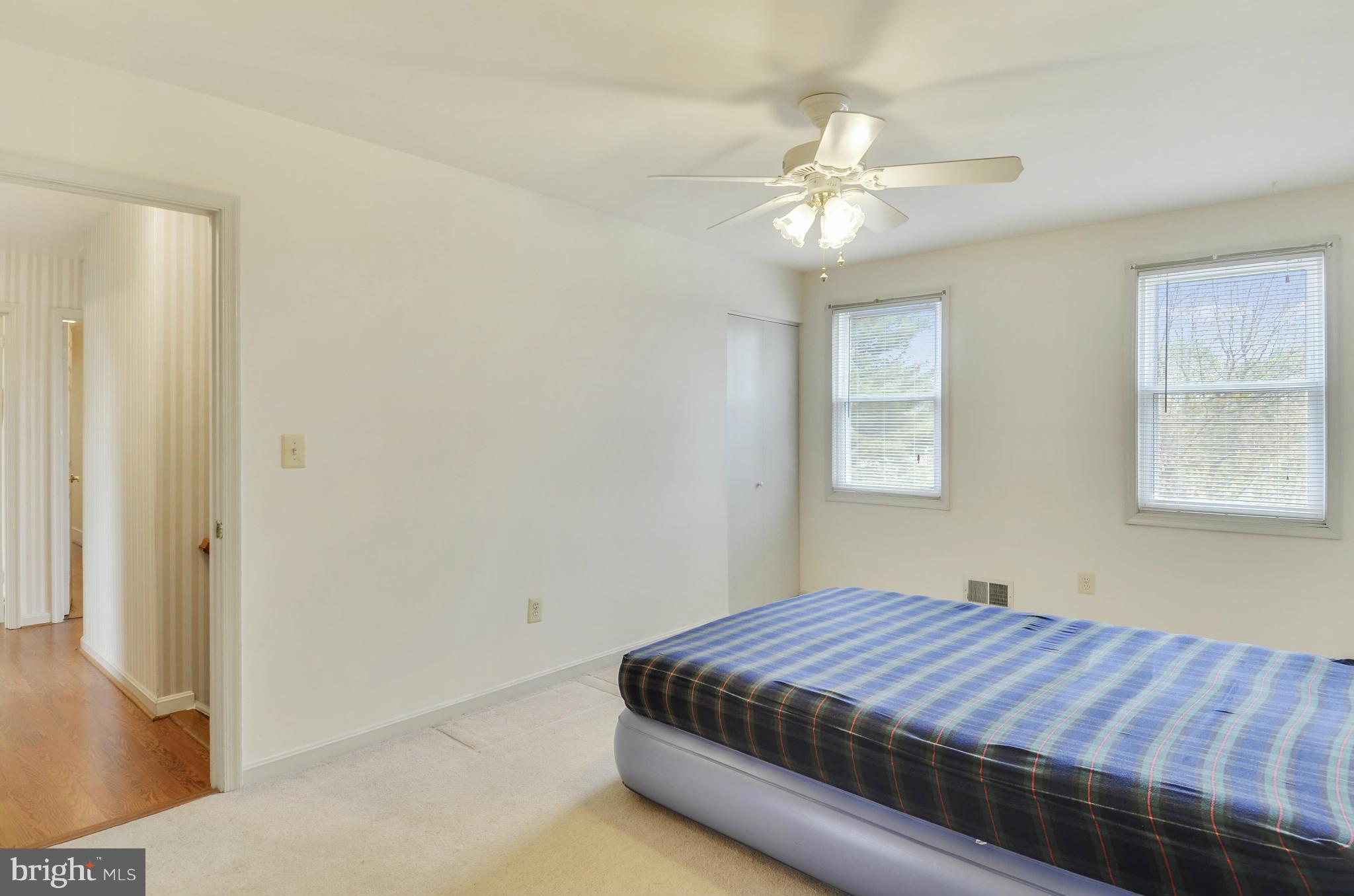 24518 Welsh Road Gaithersburg, MD 20882 - Photo 19 of 27 Bedroom (Master)