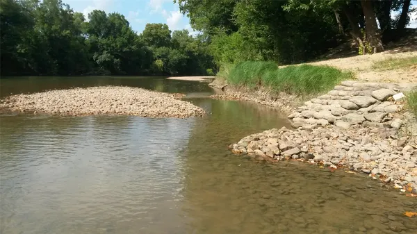 $265,000 | 195 Hidden Shores Loop, Smithville, TX 78957