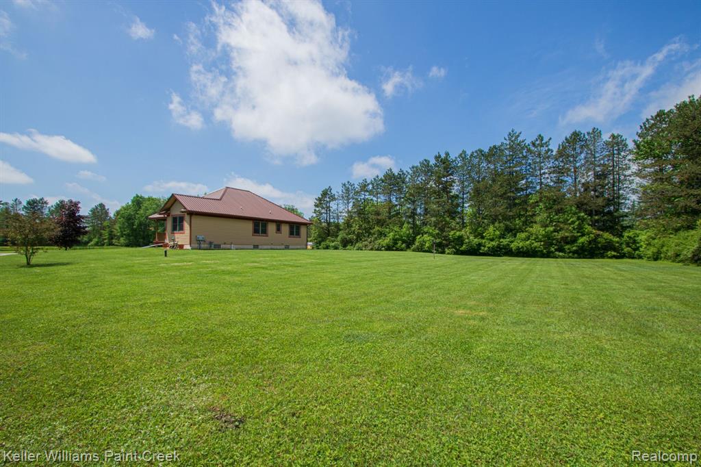 3235 Oneil Road Avoca, MI 48006 - Photo 40 of 51