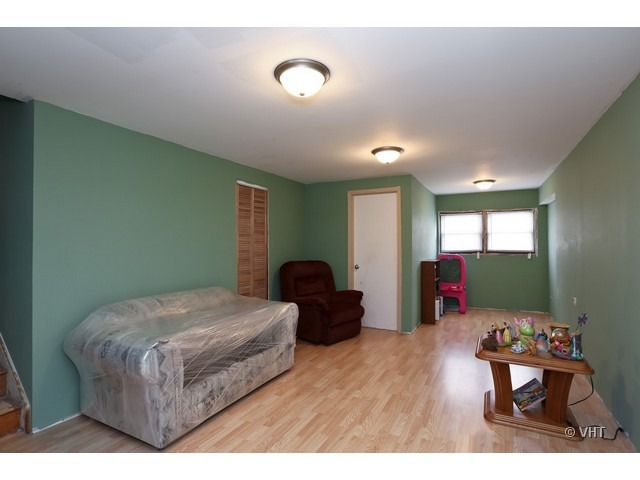 15209 Geoffrey Road Oak Forest, IL 60452 - Photo 5 of 10