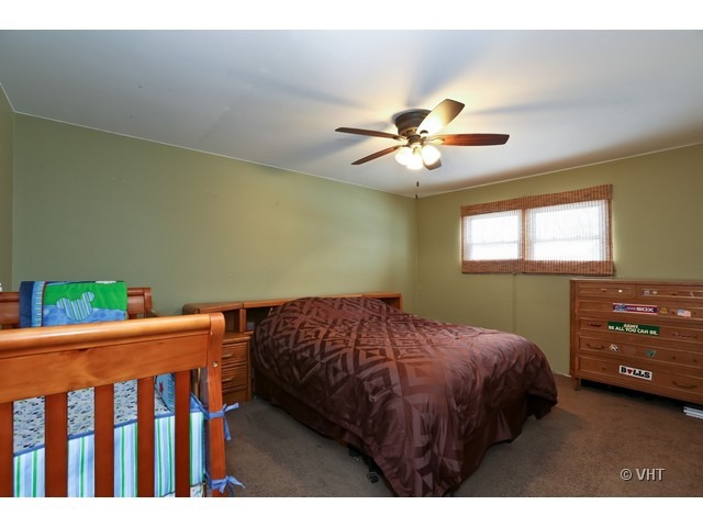 15209 Geoffrey Road Oak Forest, IL 60452 - Photo 8 of 10