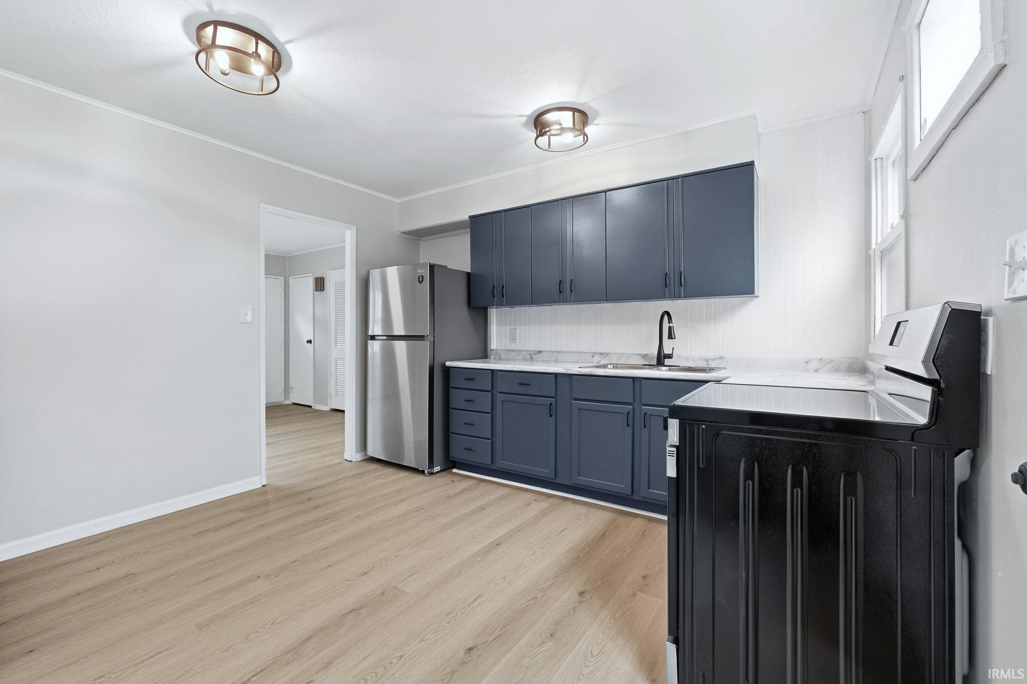 6034 Southcrest Road Fort Wayne, IN 46816 - Photo 12 of 36