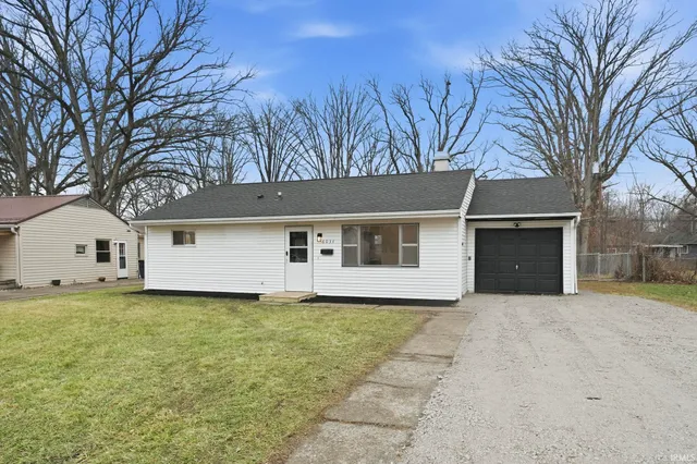 $155,000 | 6034 Southcrest Road, Fort Wayne, IN 46816