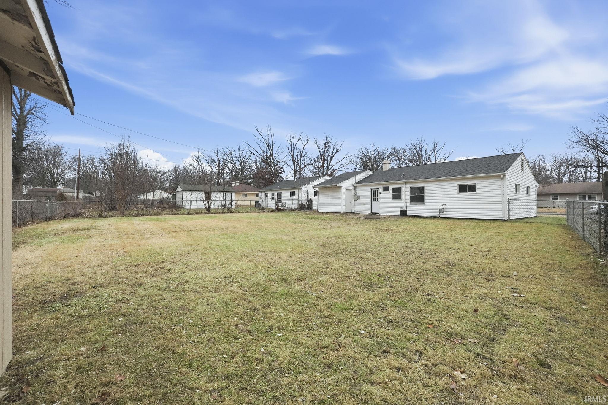 6034 Southcrest Road Fort Wayne, IN 46816 - Photo 31 of 36