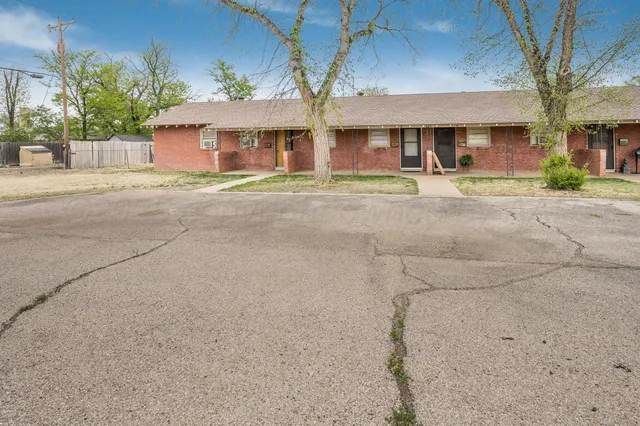 $795 | 609 16th Street, Unit 3, Canyon, TX 79015