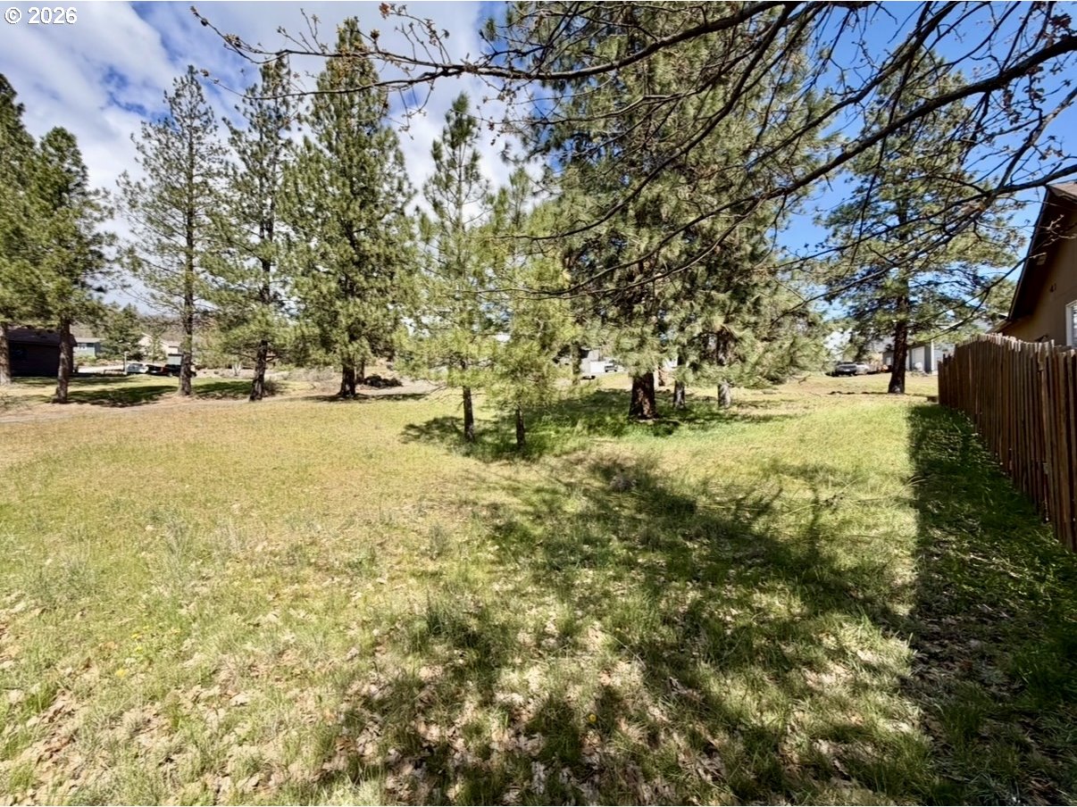 Glover Street Goldendale, WA 98620 - Photo 3 of 10