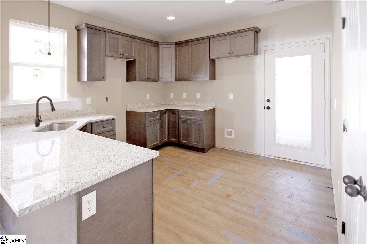 215 Magnolia Lane Pendleton, SC 29670 - Photo 15 of 36