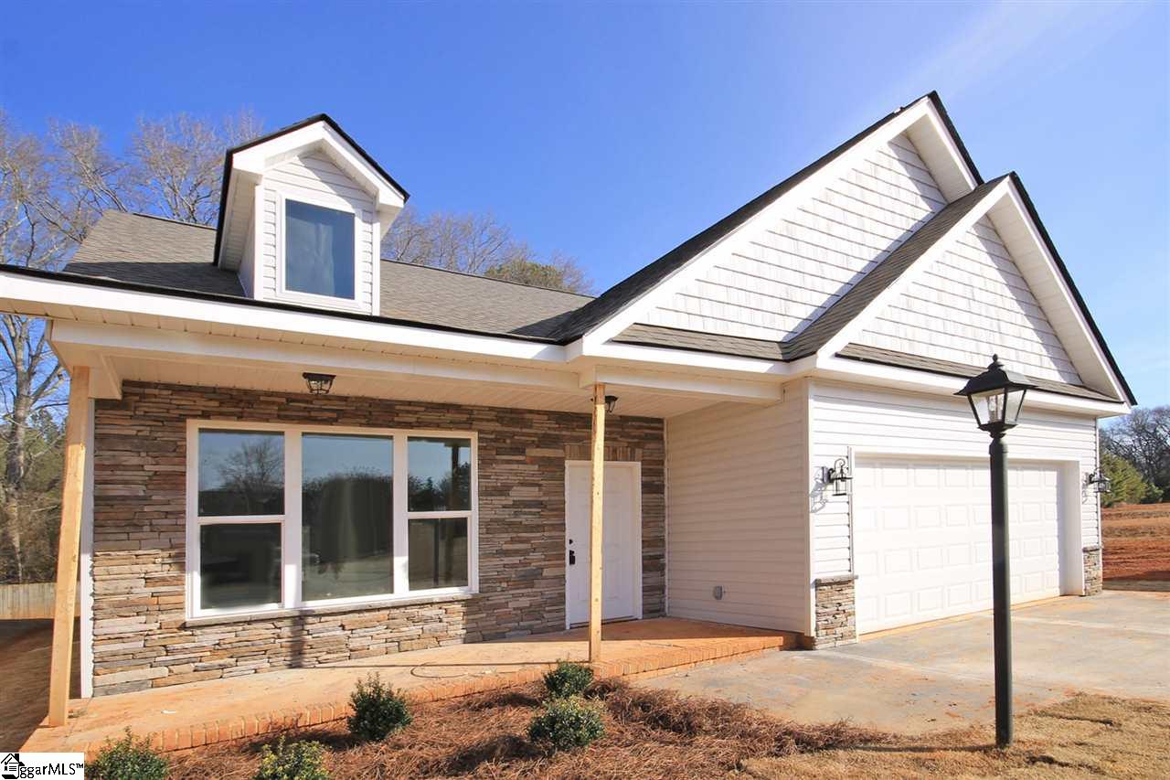 215 Magnolia Lane Pendleton, SC 29670 - Photo 3 of 36