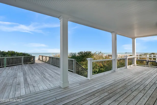 $2,995,000 | 410 Fort Fisher Boulevard North, Kure Beach, NC 28449