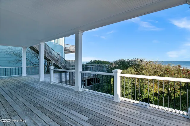 $2,995,000 | 410 Fort Fisher Boulevard North, Kure Beach, NC 28449