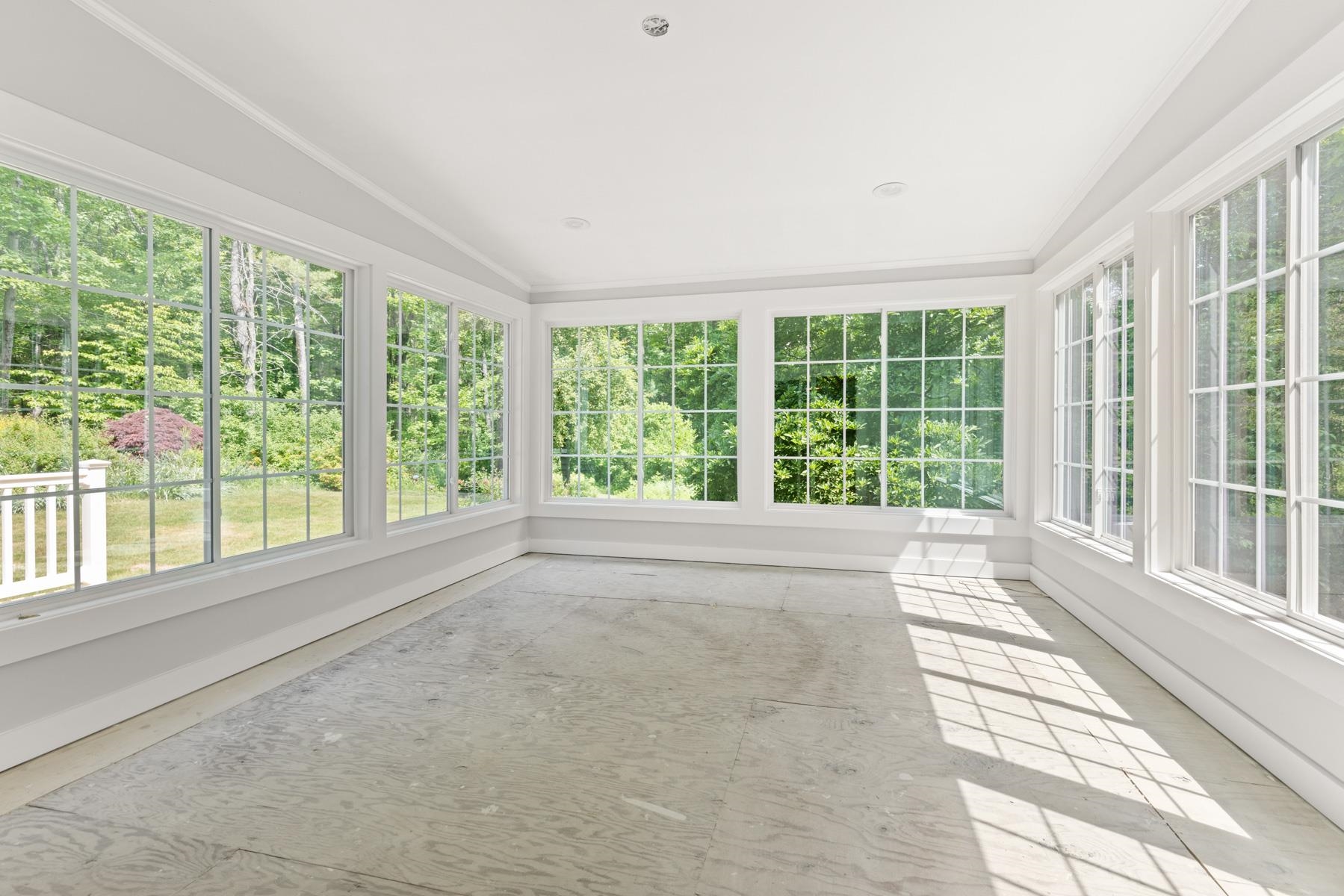 209 Long Hill Road Dover, NH 03820 - Photo 13 of 38