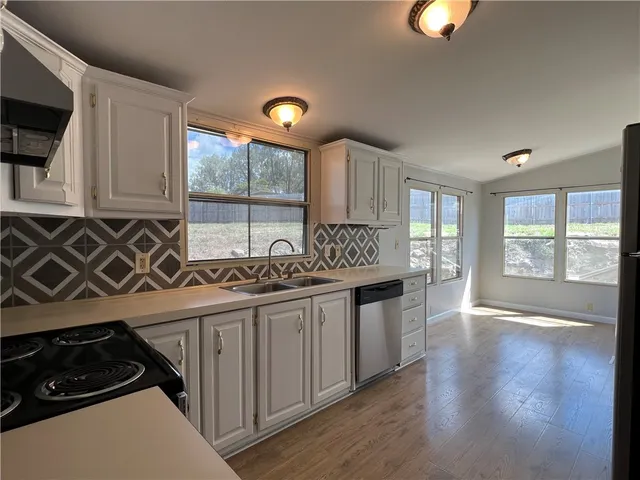 $2,000 | 10808 Quail Valley Drive, Leander, TX 78641