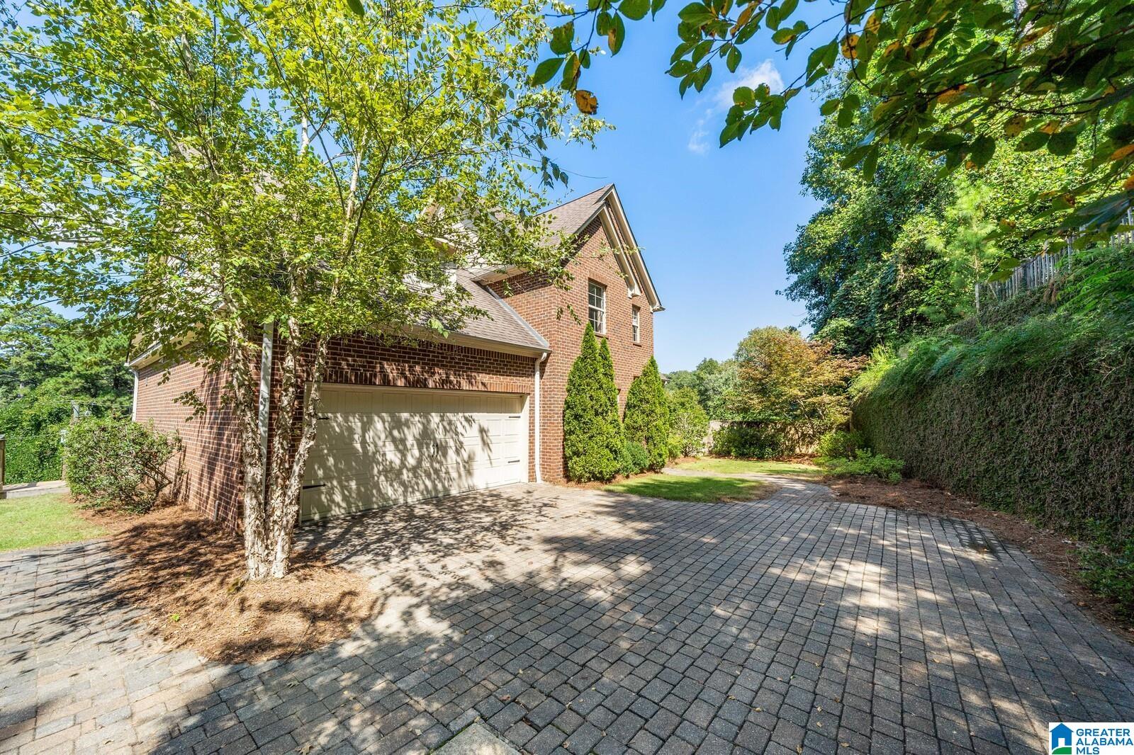 4120 Winston Way Birmingham, AL 35213 - Photo 3 of 41