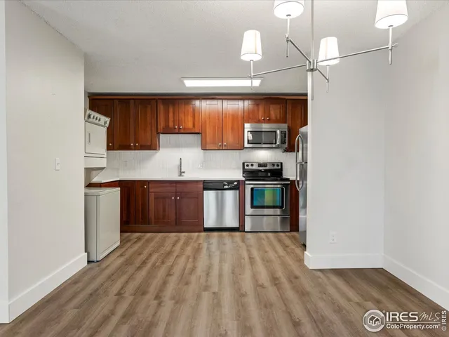 $289,200 | 3120 Corona Trail, Unit 301, Boulder, CO 80301