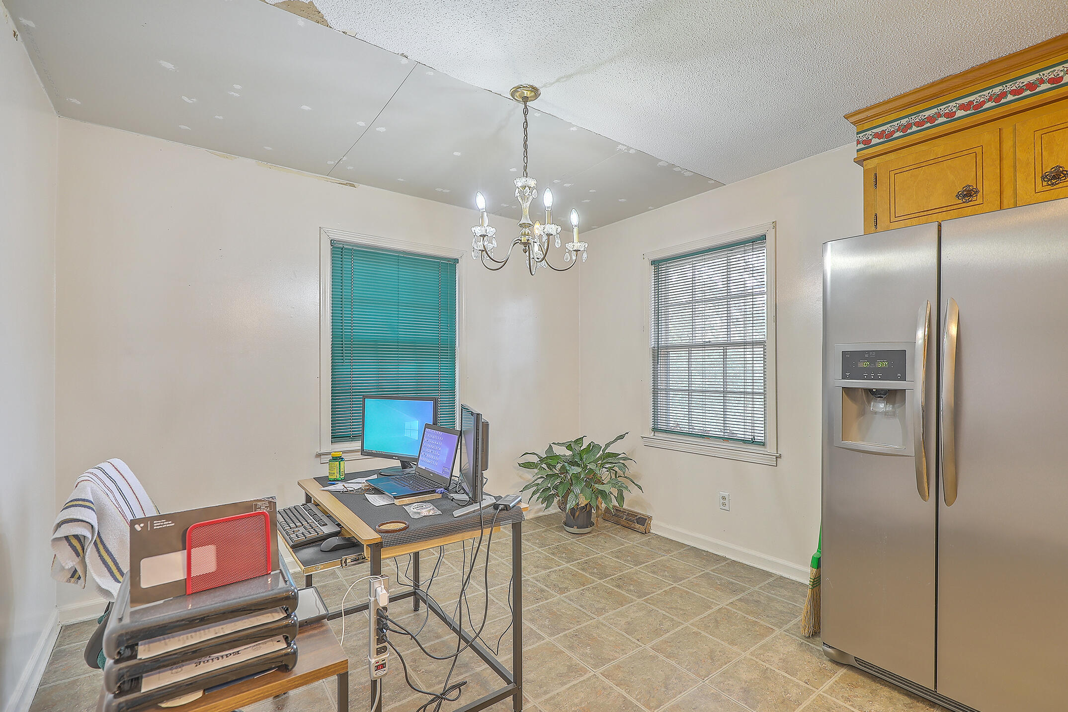 8252 Delhi Road North Charleston, SC 29406 - Photo 11 of 30 0W7A5770_1_2_3_4_5_6