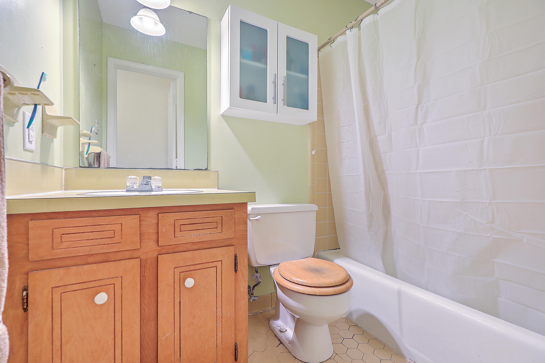 8252 Delhi Road North Charleston, SC 29406 - Photo 26 of 30 0W7A5854_55_56_57_58_59_60