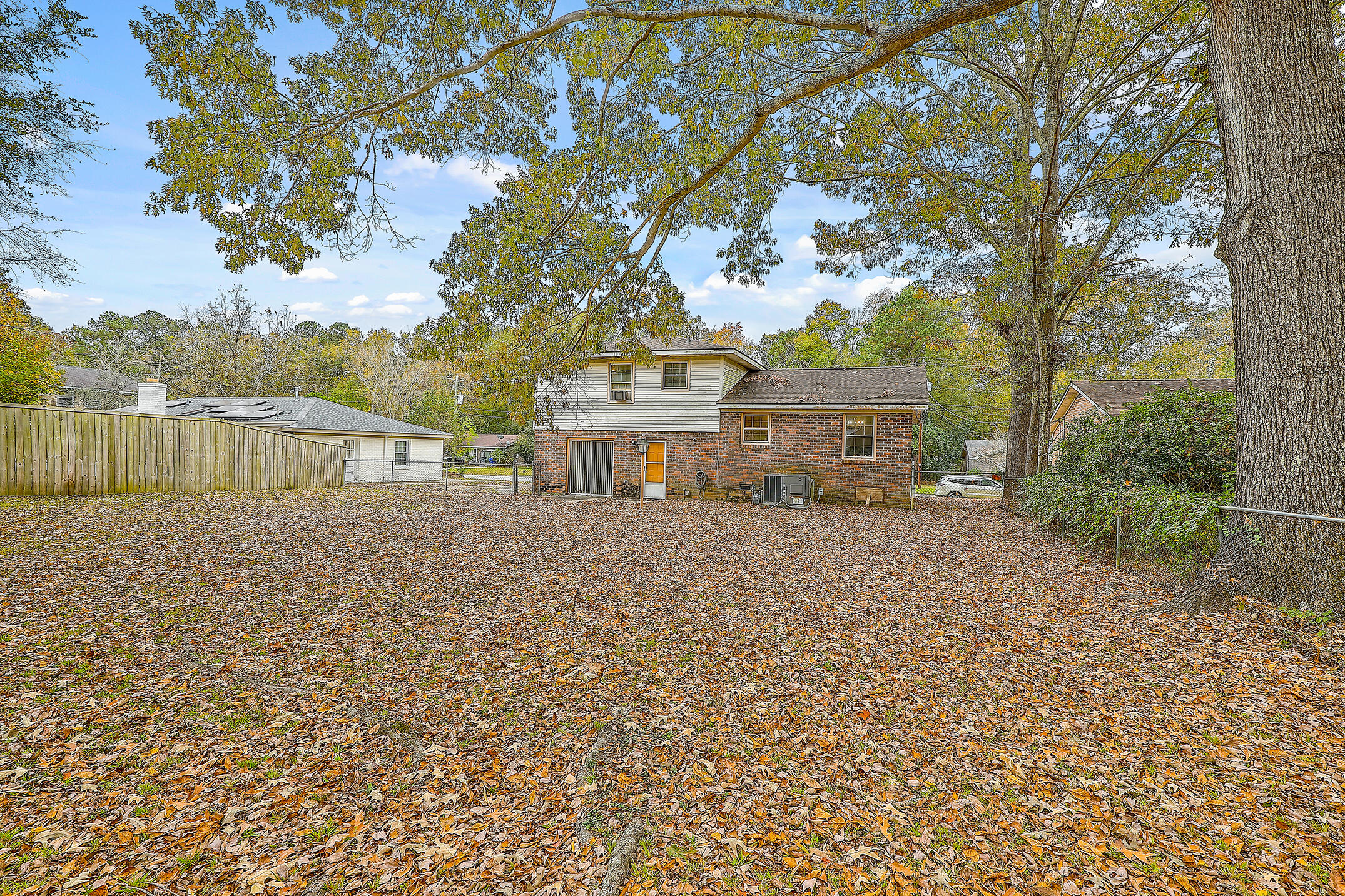 8252 Delhi Road North Charleston, SC 29406 - Photo 29 of 30 0W7A5952_3_4_5_6_7_8