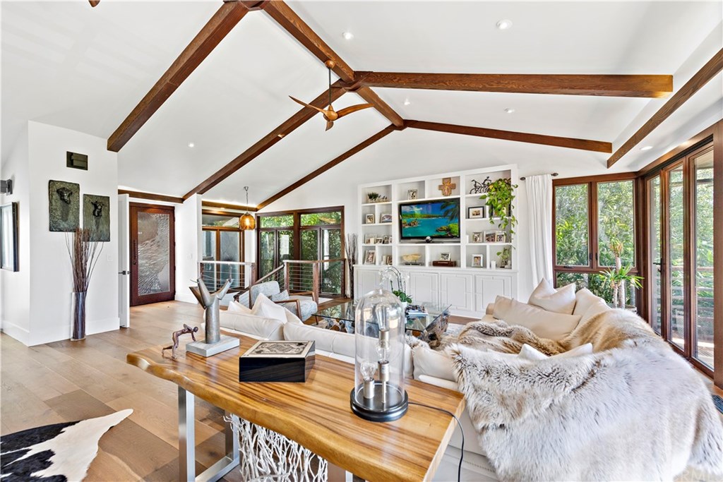 247 Emerald Bay Laguna Beach, CA 92651 - Photo 18 of 49