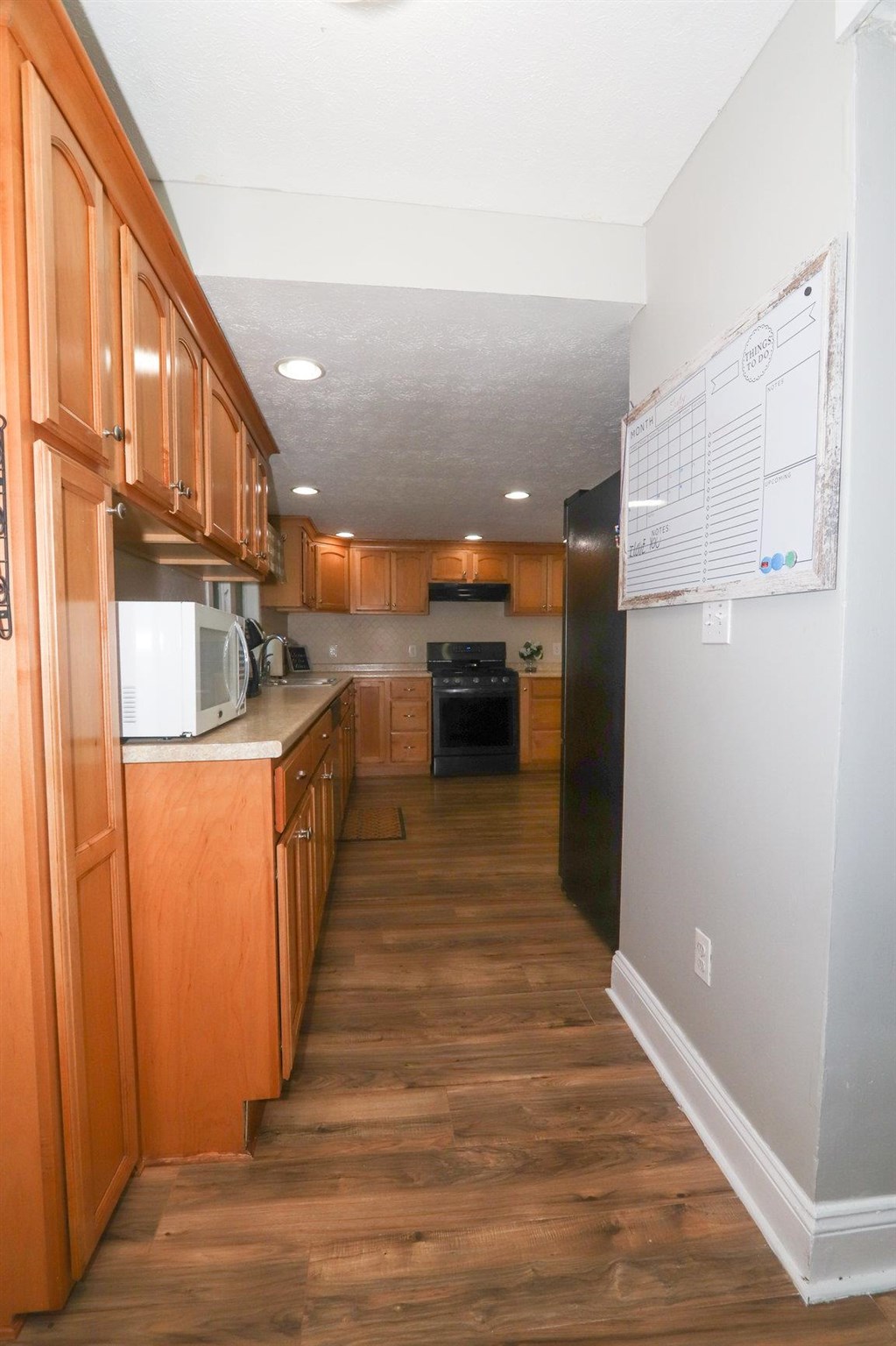 92 Merrimack Road Amherst, NH 03031 - Photo 23 of 30