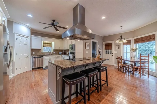 $789,000 | 2049 Burgundy Drive, Braselton, GA 30517