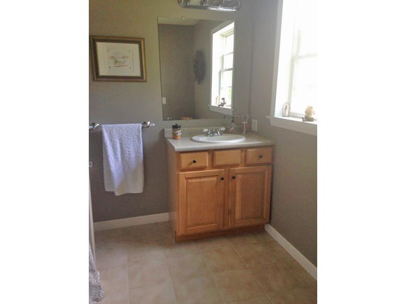 597 Bog Road Hermon, ME 04401 - Photo 27 of 35 Bathroom.