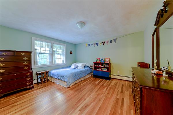 34 Larnis Road Framingham, MA 01701 - Photo 11 of 16