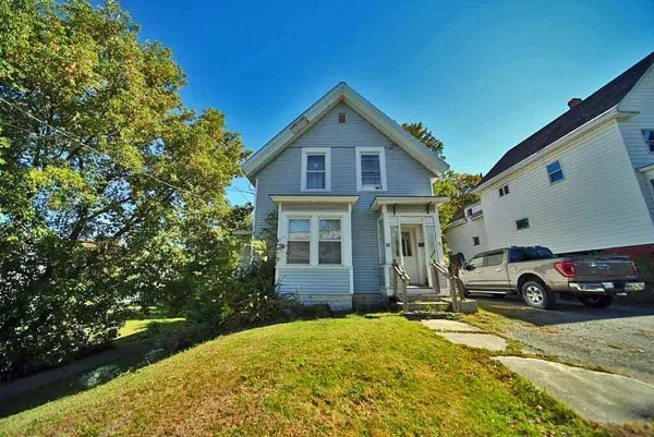 $139,500 | 10 High Street, Houlton, ME 04730