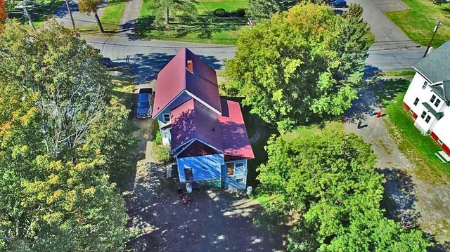 $139,500 | 10 High Street, Houlton, ME 04730