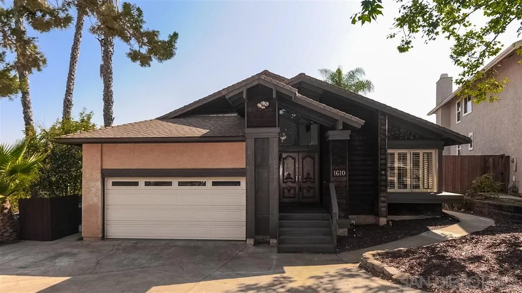 1610 Hawk Ridge Place Escondido, CA 92027 - Photo 1 of 10 Gallery Image 1