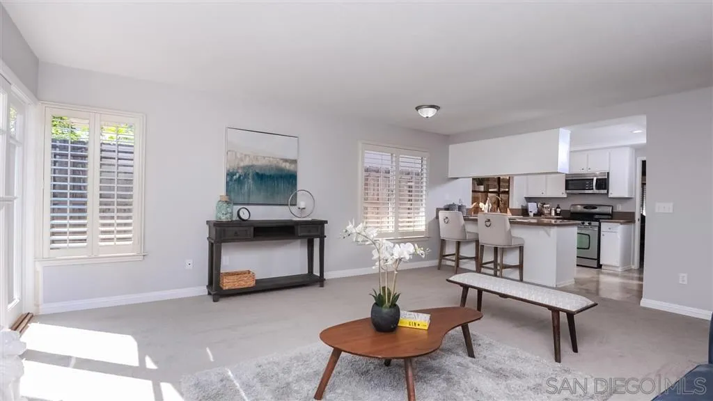 1610 Hawk Ridge Place Escondido, CA 92027 - Photo 7 of 10 Gallery Image 7
