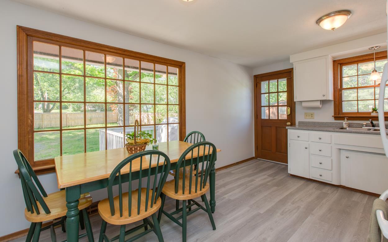93 Ridgefield Drive Milford, NH 03055 - Photo 6 of 28 Gallery Image 6