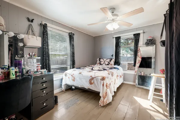 $95,000 | 407 West Baxter Street, Seguin, TX 78155