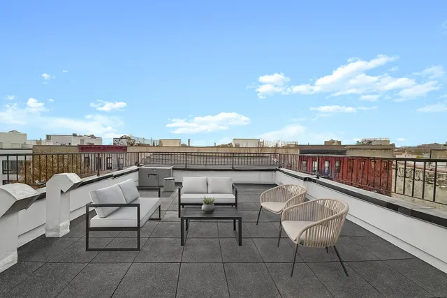 $675,000 | 573 Gates Avenue, Unit 2R | Bedford-Stuyvesant