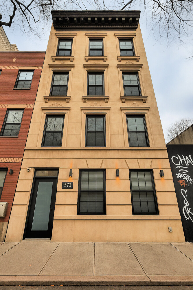 573 Gates Avenue, Unit 2R Brooklyn, NY 11221 - Photo 18 of 19