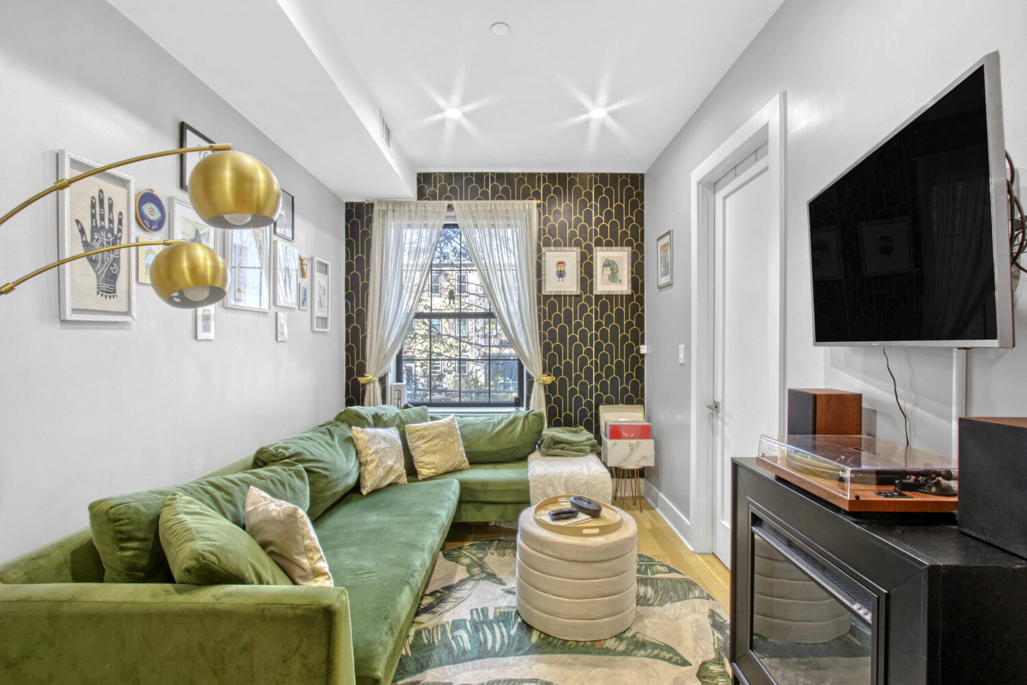 573 Gates Avenue, Unit 2R Brooklyn, NY 11221 - Photo 2 of 19