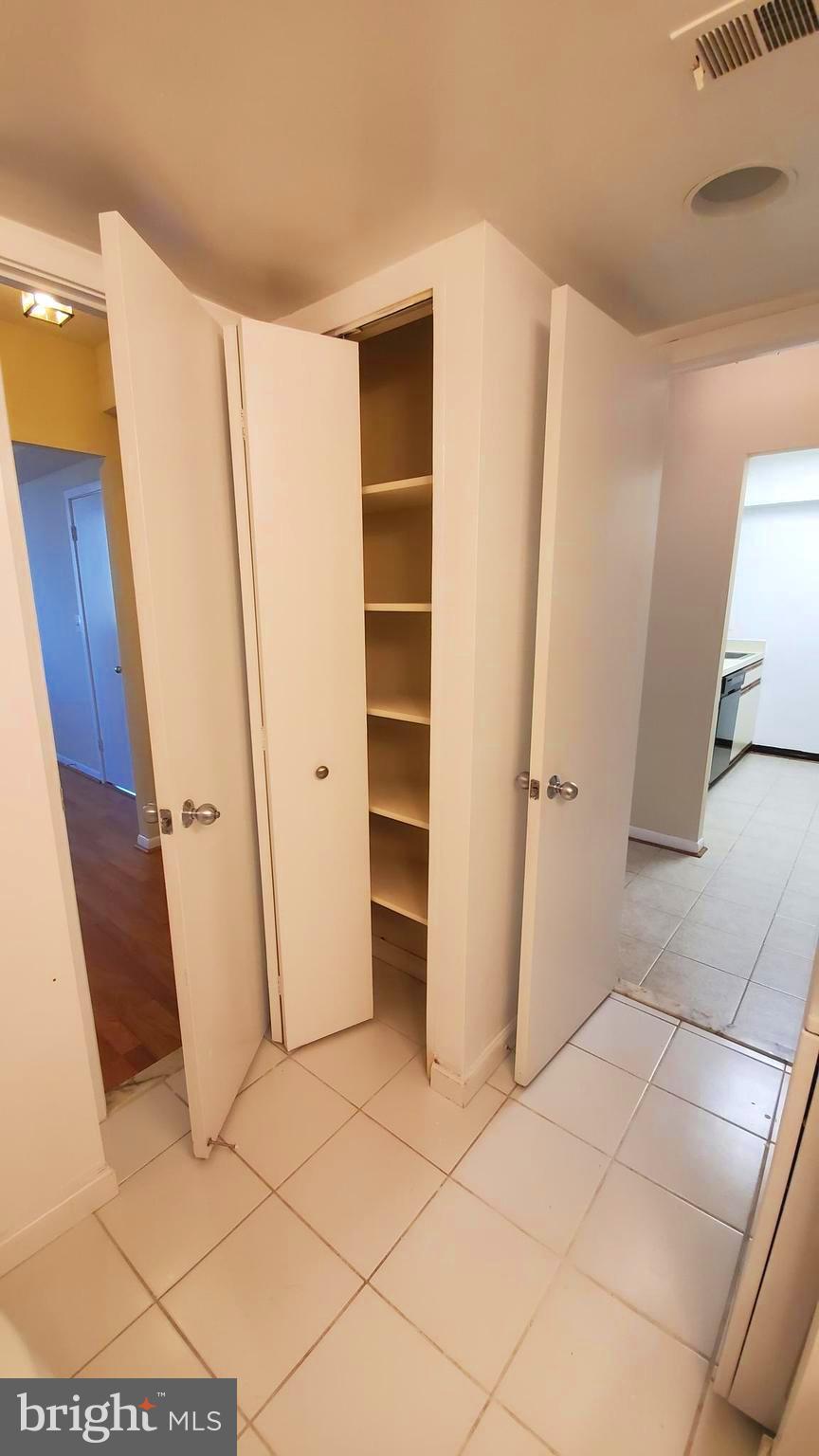 5505 Seminary Road, Unit 1418N Falls Church, VA 22041 - Photo 21 of 35 Lenin Closet in Bathroom