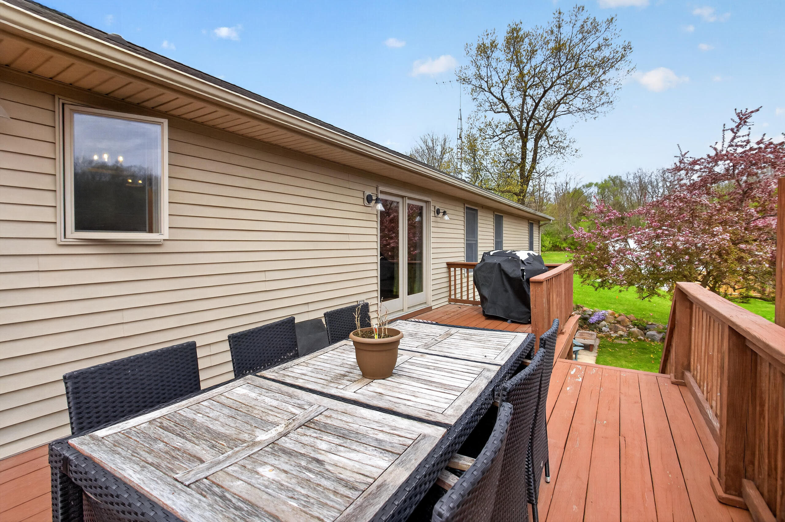 12775 Mull Road Tipton, MI 49287 - Photo 6 of 55 0N0A9607