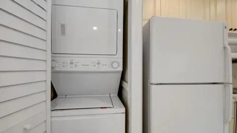 $2,000 | 310 South J Street, Unit 2, Lake Worth Beach, FL 33460