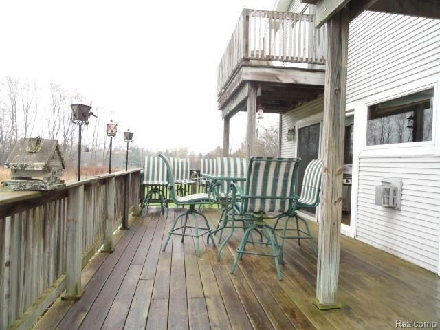 2154 Broker Road Lapeer, MI 48446 - Photo 6 of 38