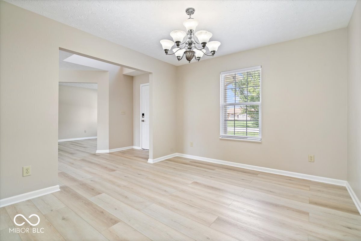 12381 East 131st Street Fishers, IN 46037 - Photo 4 of 45