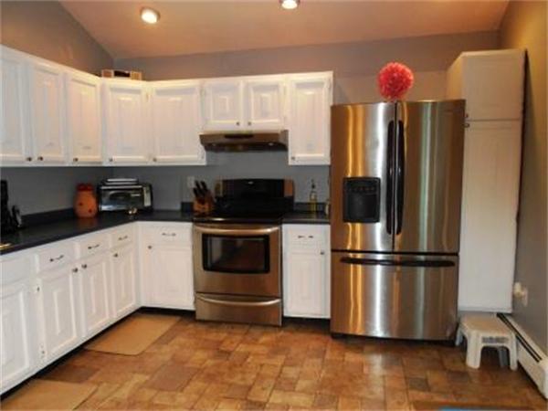 14 Manomet Road Peabody, MA 01960 - Photo 11 of 25 Gallery Image 11