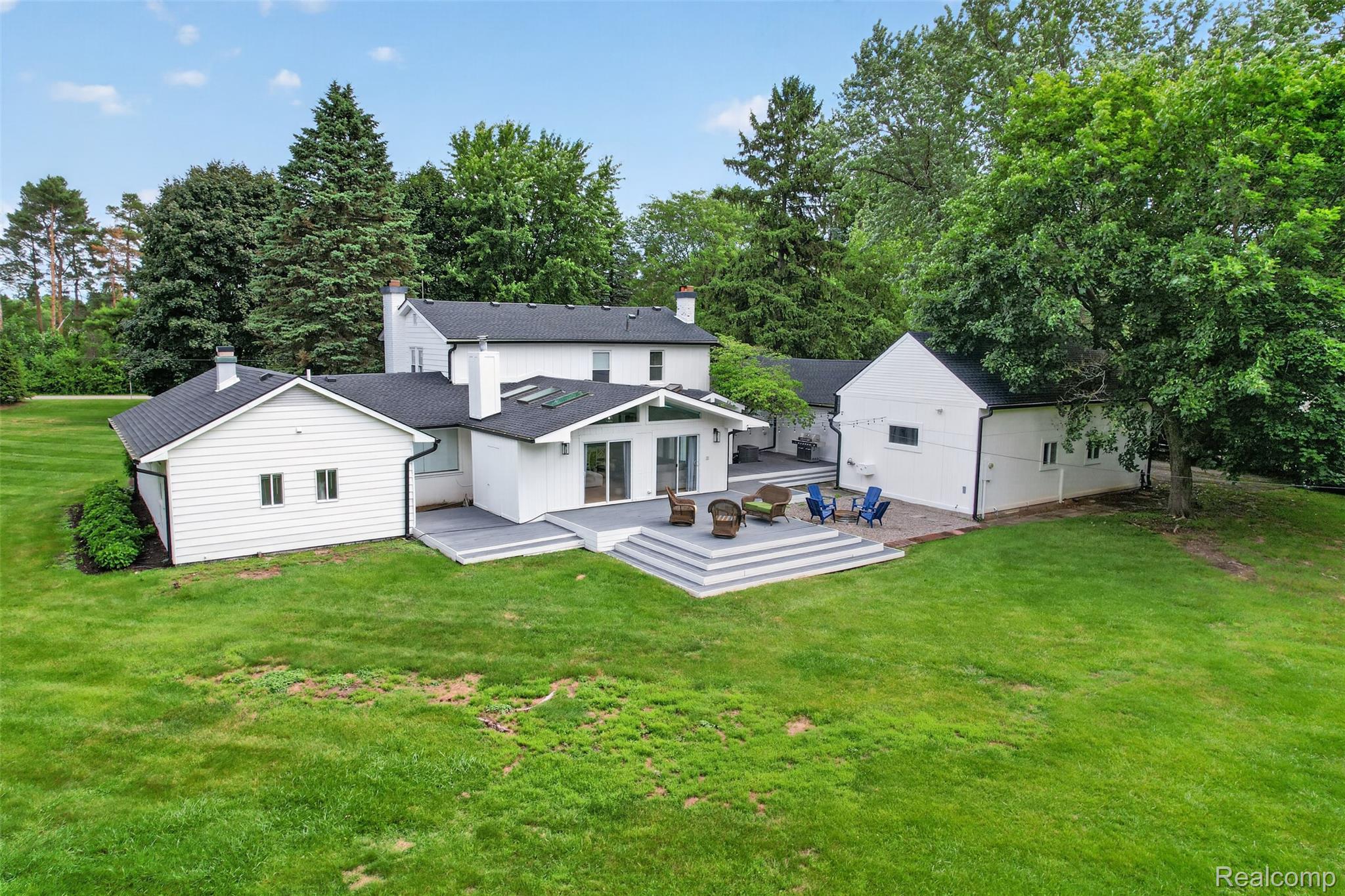 3885 Quarton Road Bloomfield Hills, MI 48302 - Photo 47 of 49 DJI_0162.jpg