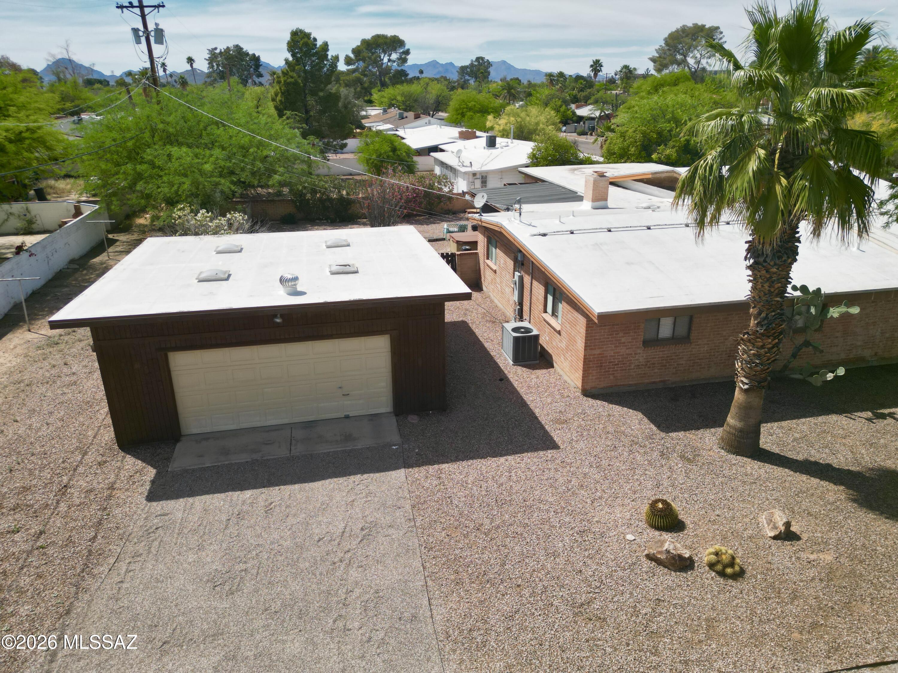 2934 East Exeter Street Tucson, AZ 85716 - Photo 15 of 20 a picture of a outdoor space with seating area