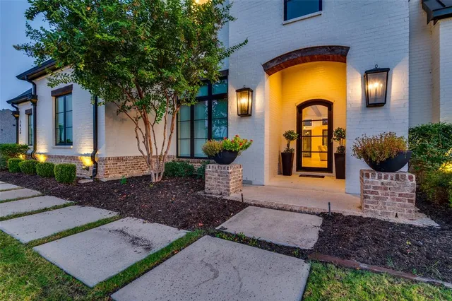 $1,399,000 | 7430 Woodstream Road, Midlothian, TX 76065