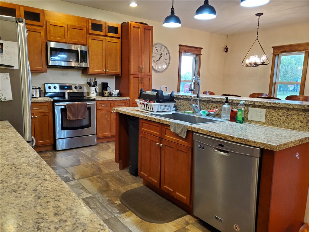 1511 North 2400 East Road Assumption, IL 62510 - Photo 6 of 29