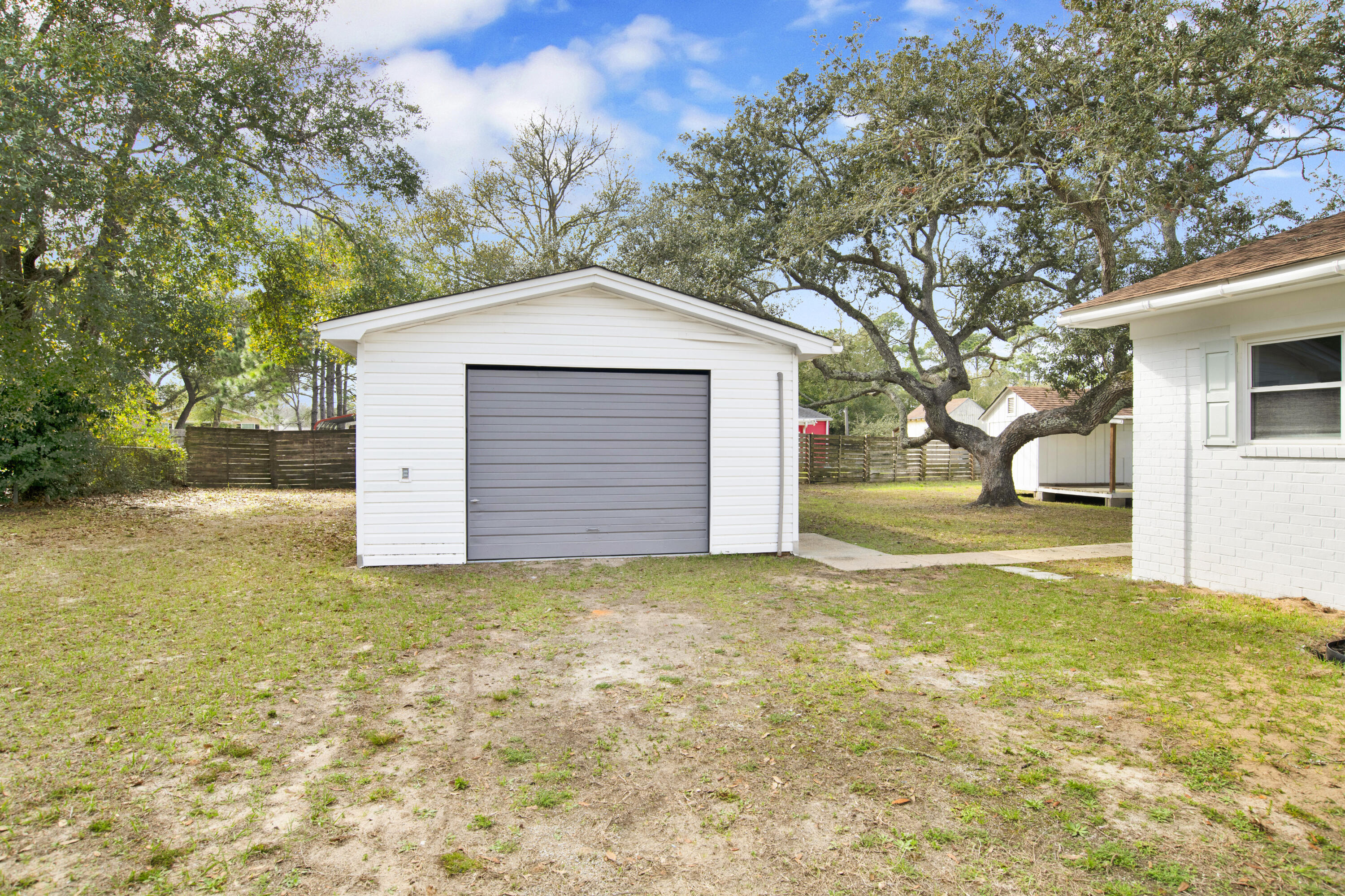 5621 Galvez Road Pensacola, FL 32507 - Photo 18 of 31